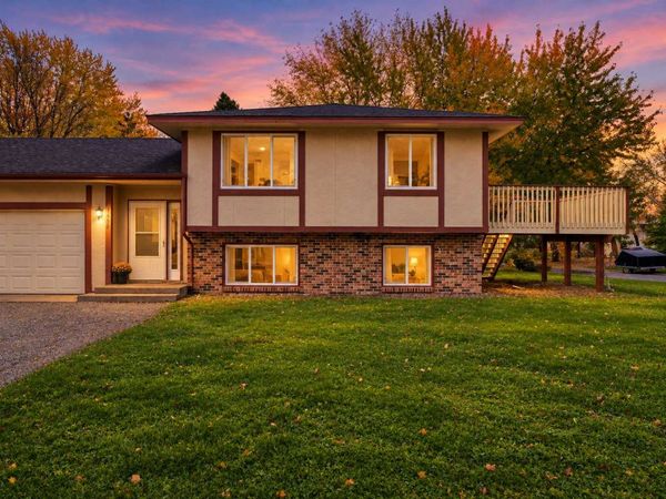 1460 Meadow Lane , Maple Plain, MN 55359