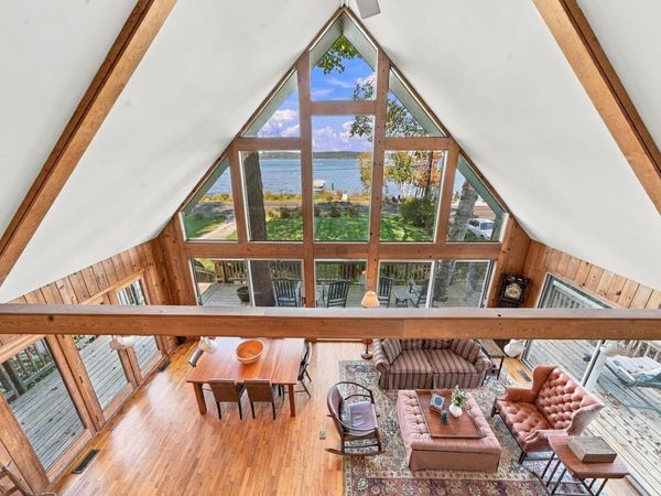 1119 South Shore E, Frankfort, MI 49684