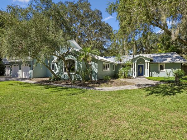 875 FOUNTAIN Drive , Fernandina Beach, FL 32034
