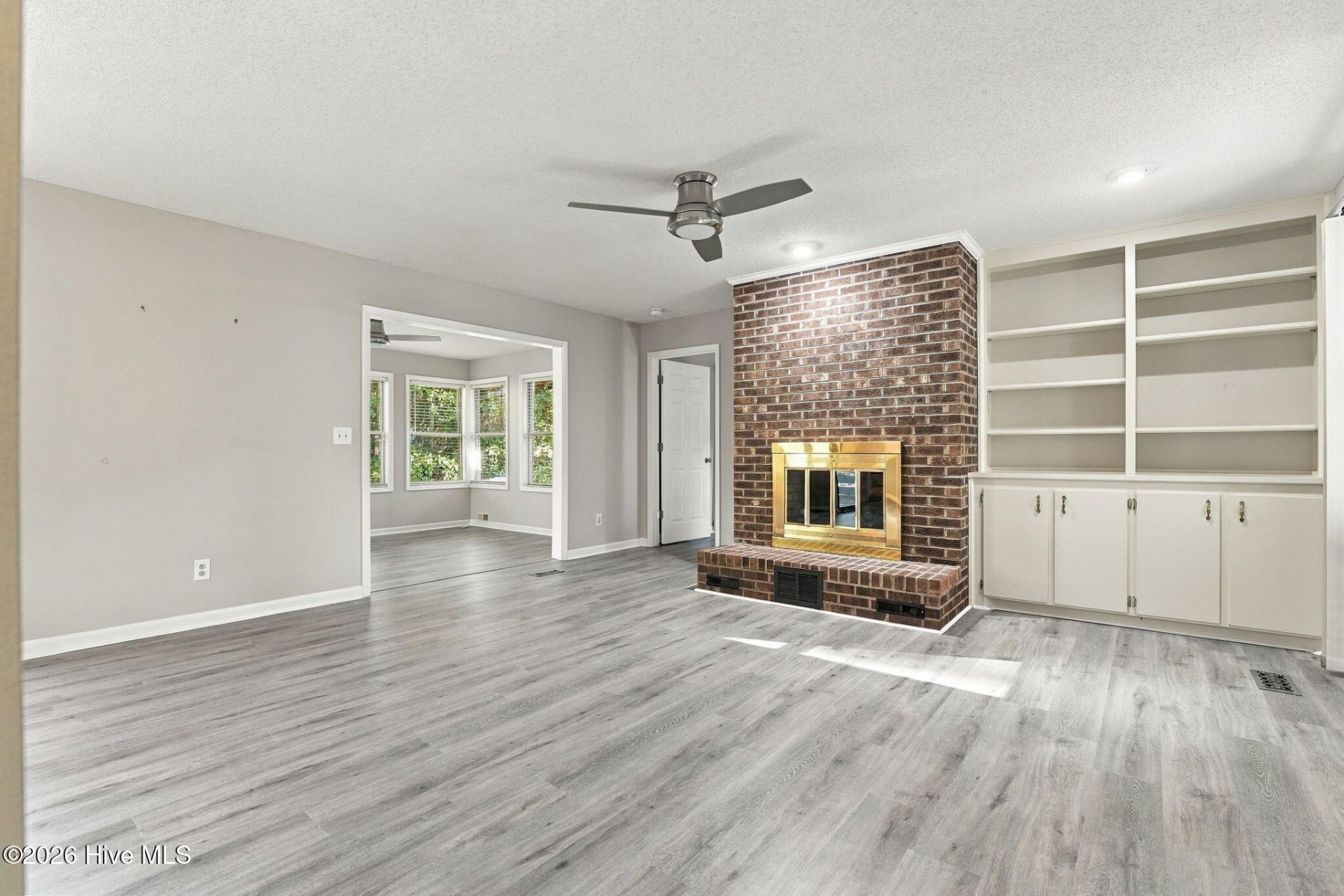 101 Swan Run Court  Photo 12