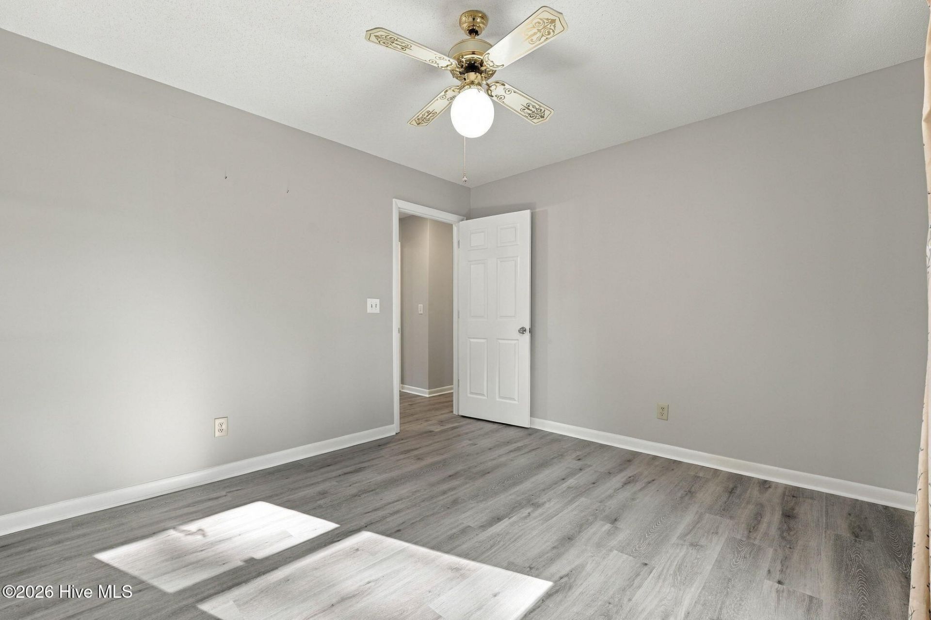 101 Swan Run Court  Photo 36