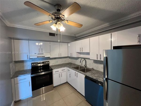 919 Hillcrest Dr , Unit 804, Hollywood, FL 33021