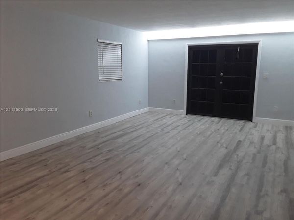 10905 N Kendall Dr , Unit 308, Miami, FL 33176