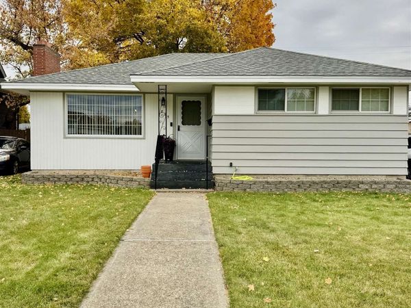 1825 E Longfellow Ave, Spokane, WA 99208