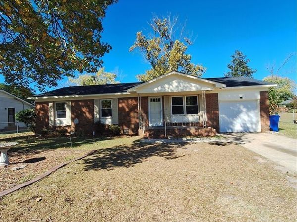 5627 Carson Drive , Fayetteville, NC 28303