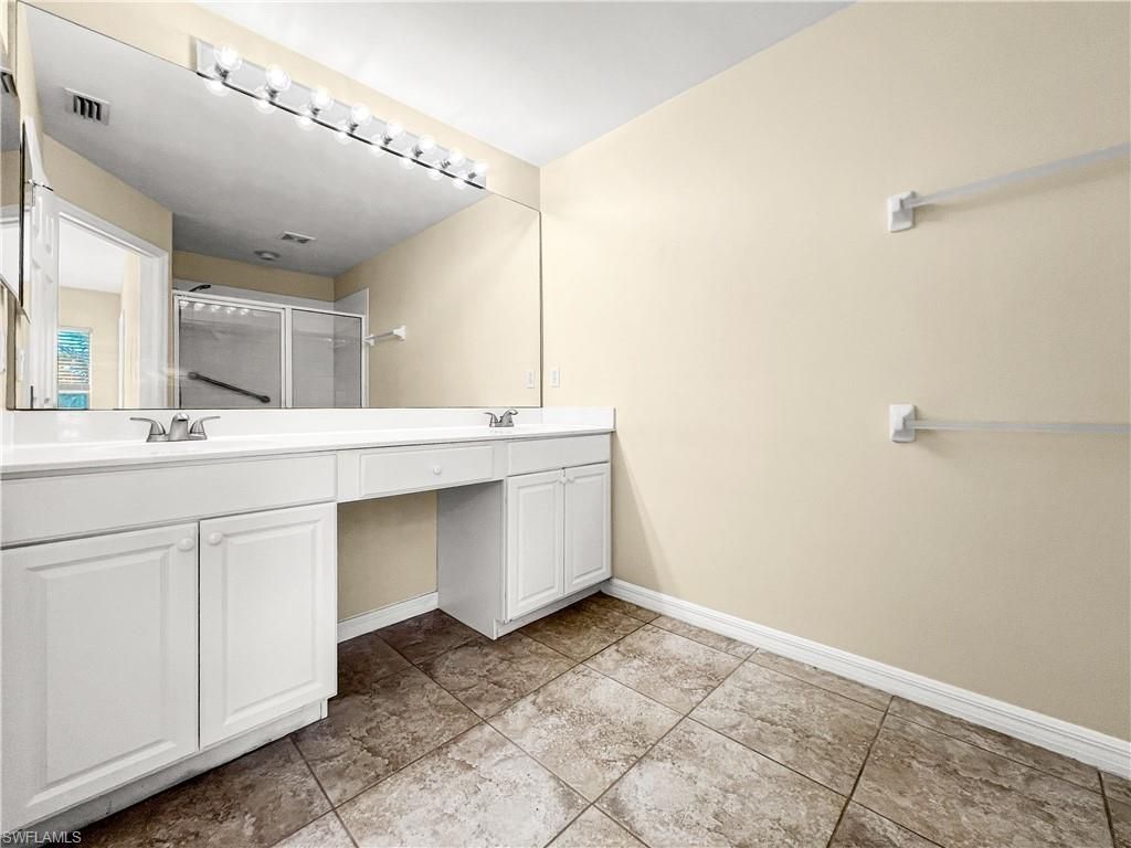8271 Village Edge Cir , Unit 5, Fort Myers, FL 33919 Photo