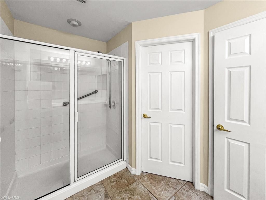 8271 Village Edge Cir , Unit 5, Fort Myers, FL 33919 Photo
