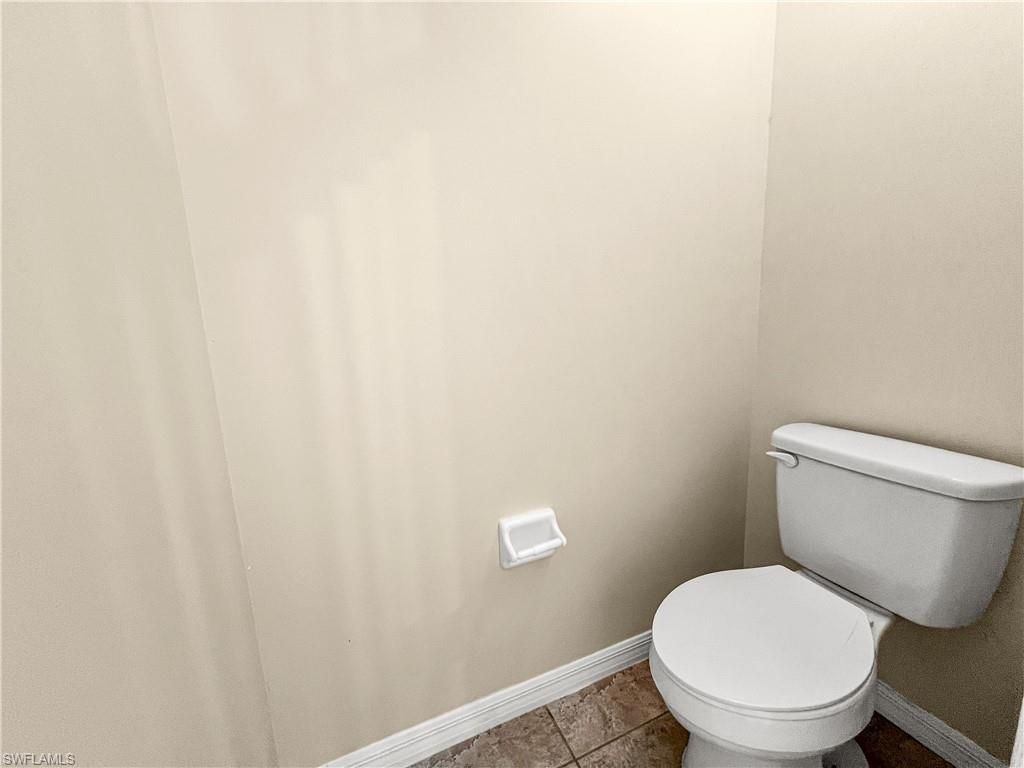 8271 Village Edge Cir , Unit 5, Fort Myers, FL 33919 Photo