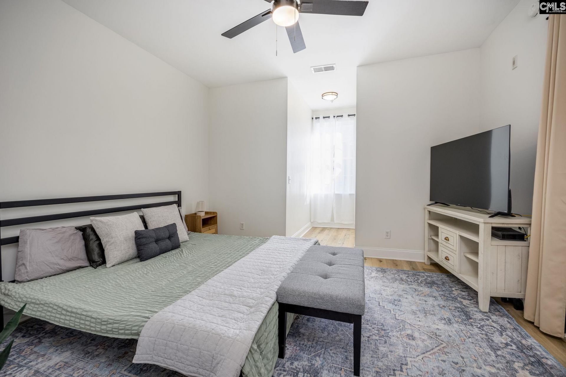 149 Breezes Drive  Photo 25