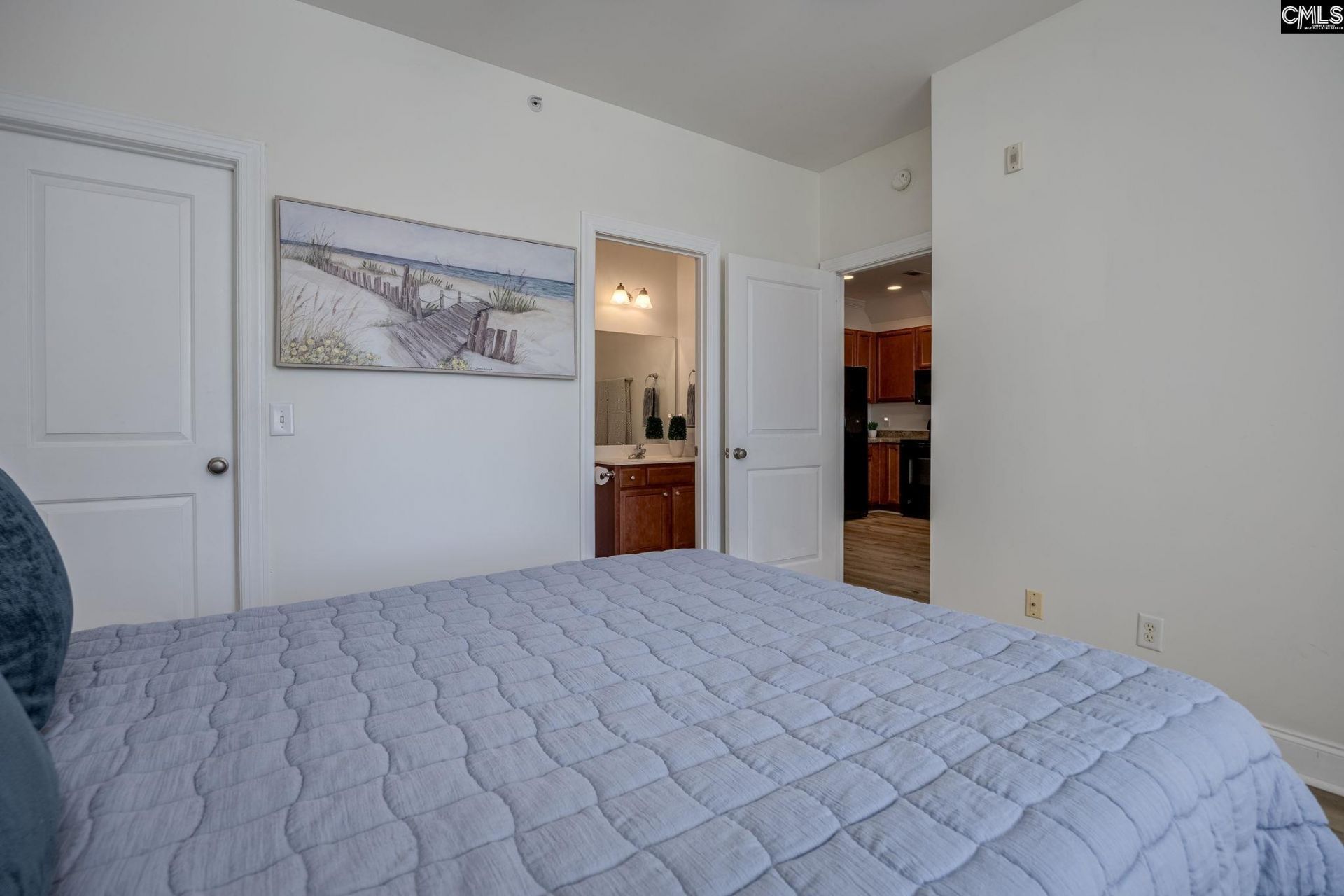 149 Breezes Drive  Photo 36