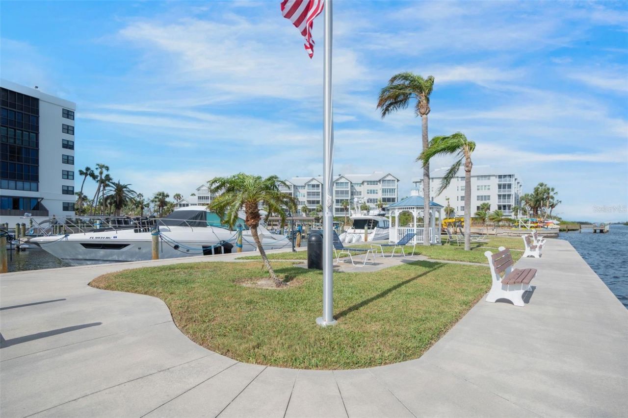 5855 Midnight Pass Road , Unit 611, Sarasota, FL 34242 Photo