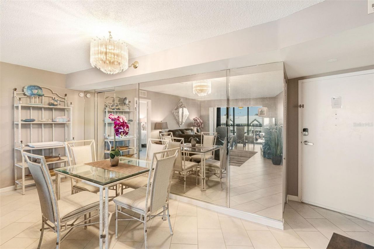 5855 Midnight Pass Road , Unit 611, Sarasota, FL 34242 Photo