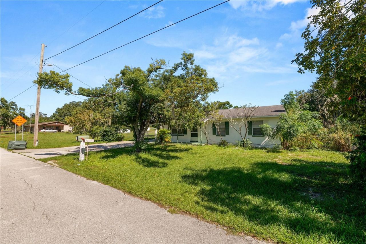 807 S Seminole Avenue , Avon Park, FL 33825 Photo