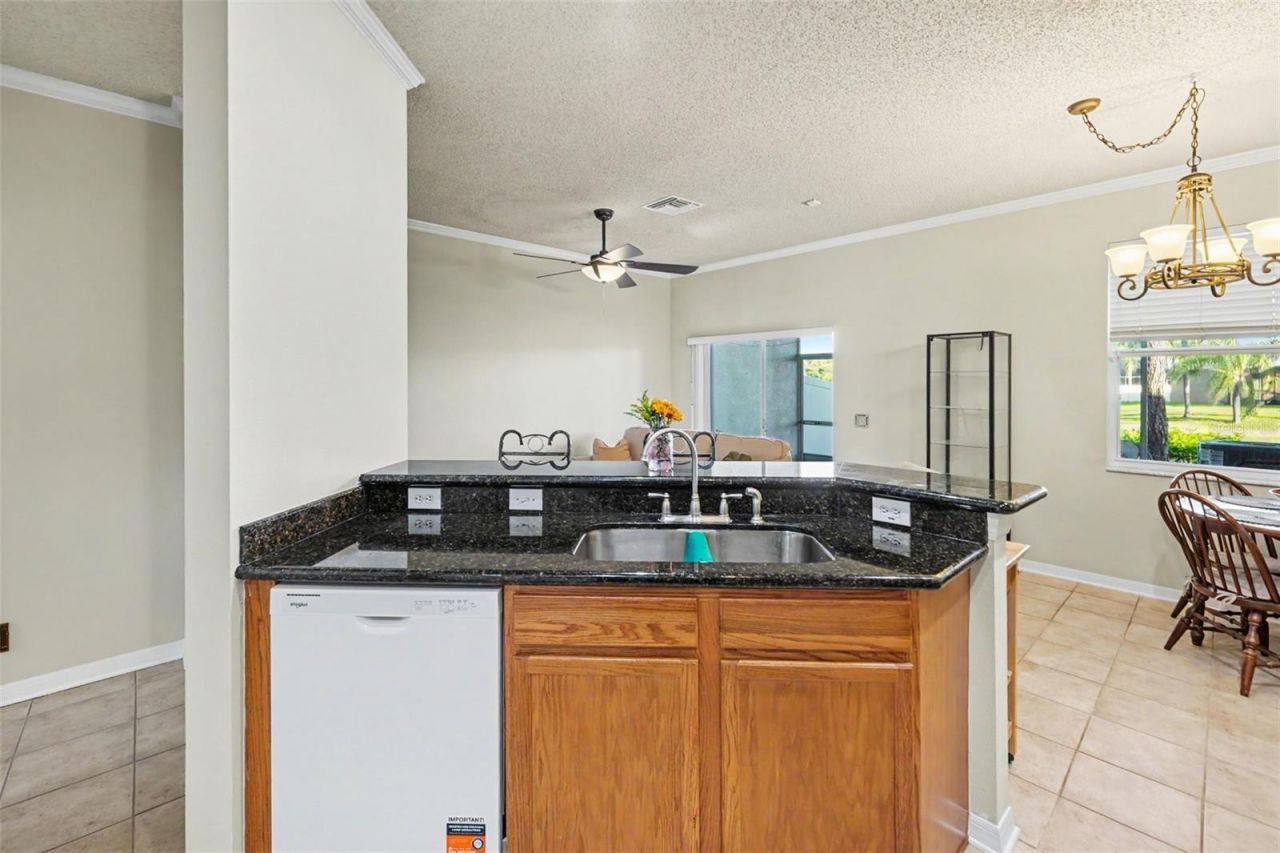 609 Vallance Way Ne, Saint Petersburg, FL 33716 Photo