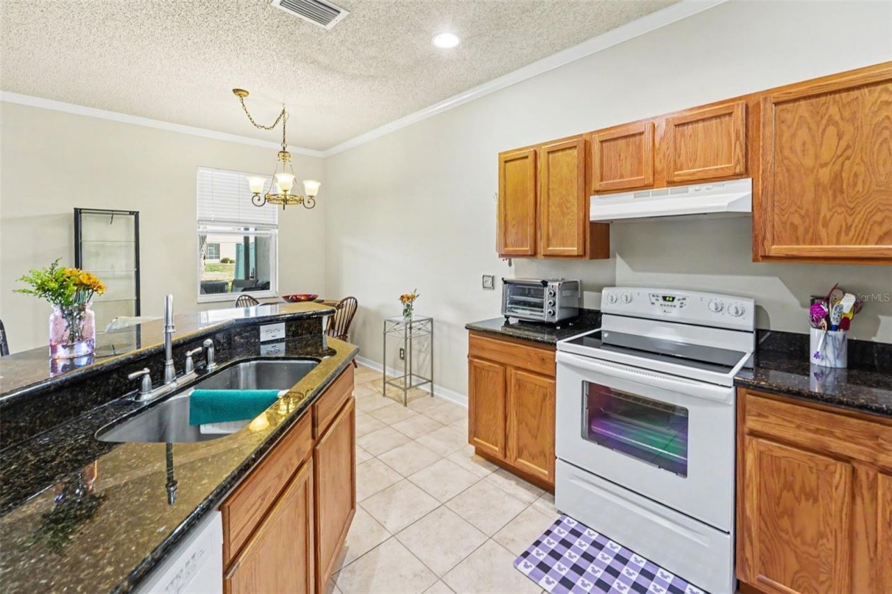 609 Vallance Way Ne, Saint Petersburg, FL 33716 Photo