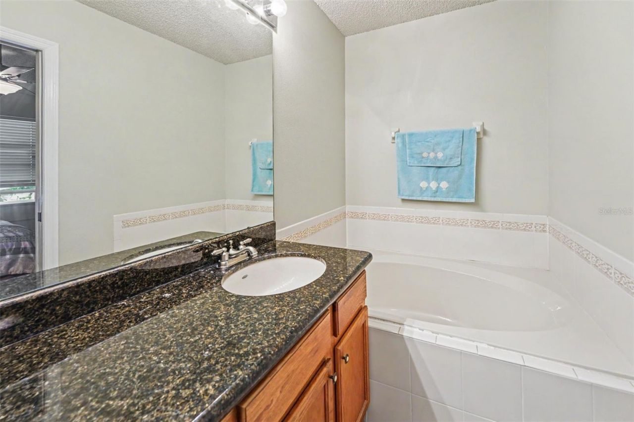 609 Vallance Way Ne, Saint Petersburg, FL 33716 Photo