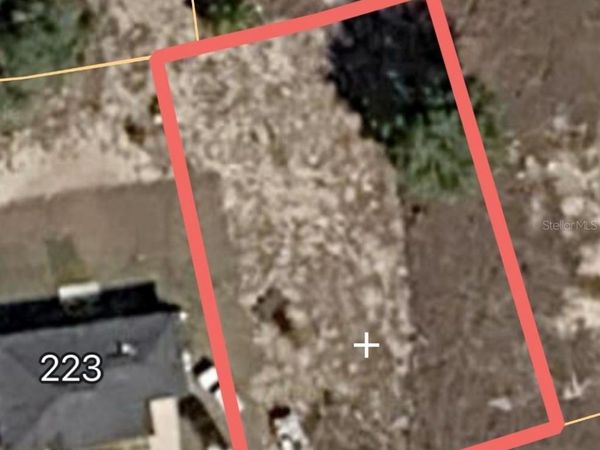 MALAUKA ROAD , OCKLAWAHA, FL 32179