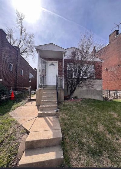 5333 Von Phul Street , Saint Louis, MO 63107 Main Photo