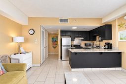 1605 S Ocean Blvd.  photo 4