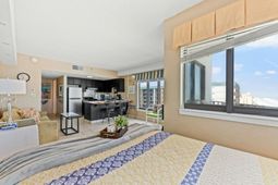 1605 S Ocean Blvd.  photo 4