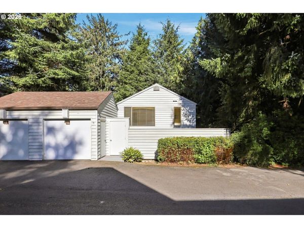 600 ISLAND DR, Unit 1, Gleneden Beach, OR 97388
