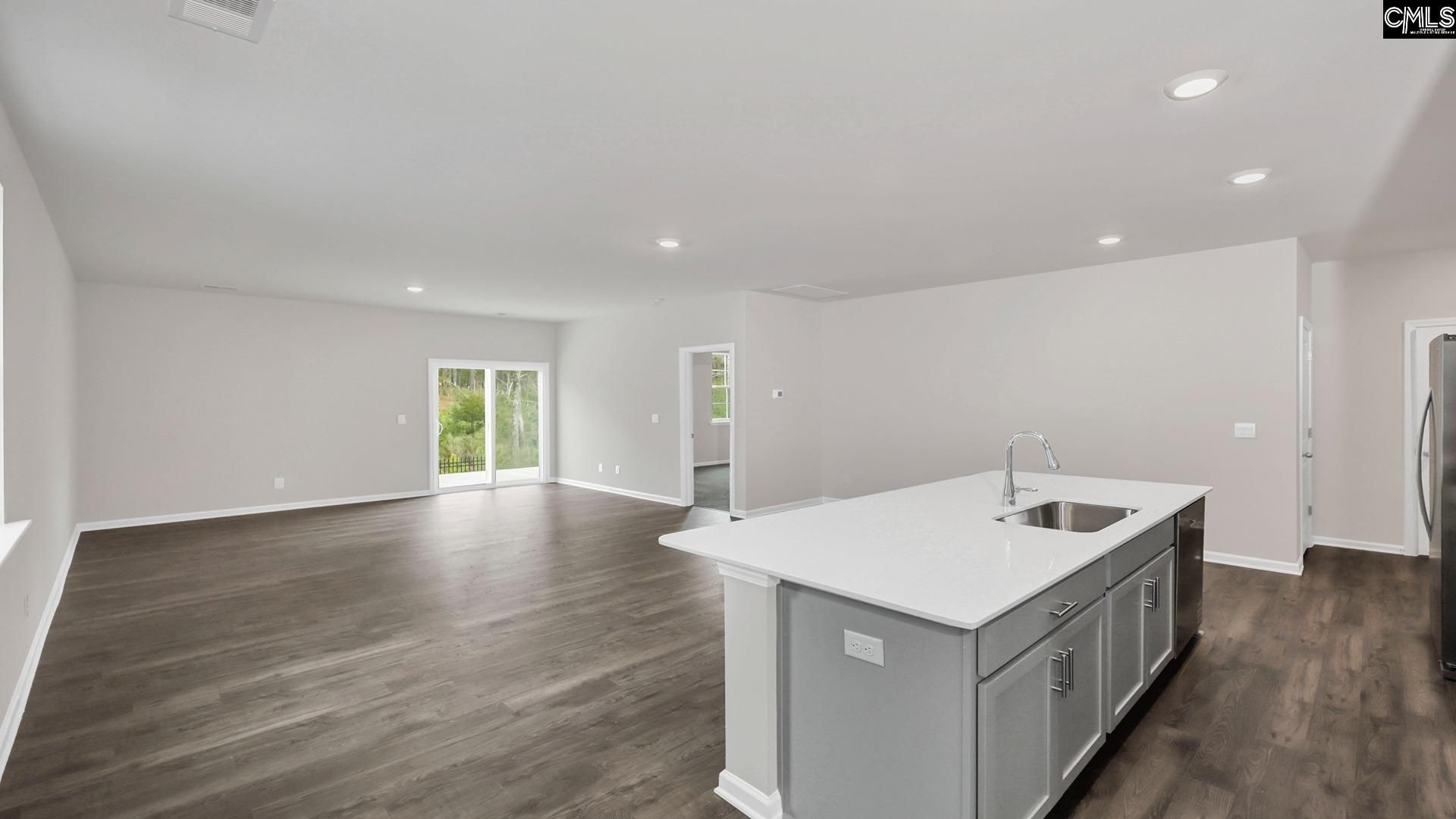 147 Livingston Woods Drive Photo 6