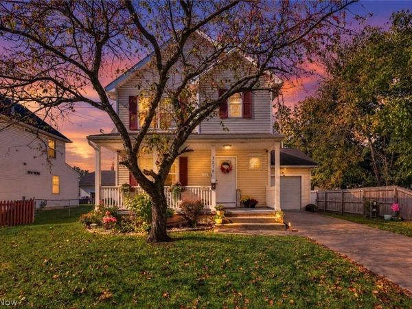 3250 W 58th Street , Cleveland, OH 44102