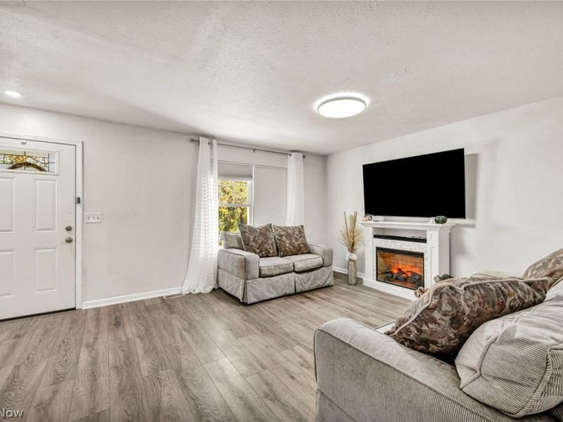 3250 W 58th Street, Cleveland, OH 44102 Photo 7