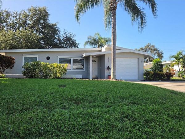 14190 PAGE AVENUE , LARGO, FL 33774