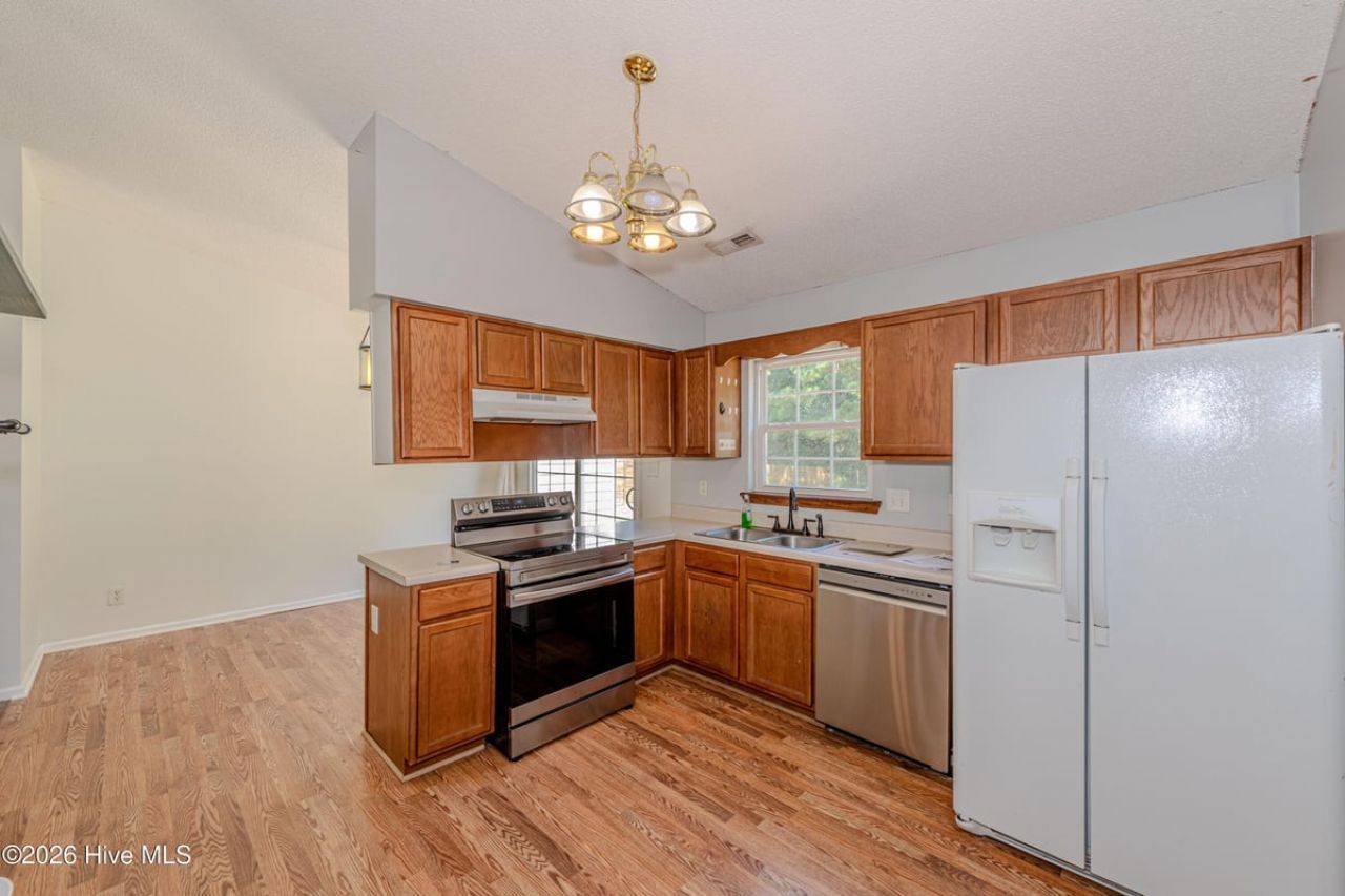 106 Linden Road  Photo 14