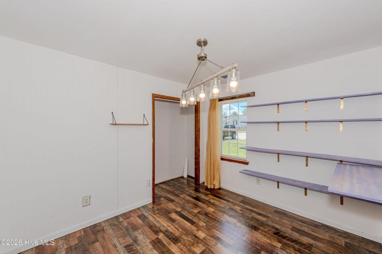 106 Linden Road  Photo 18