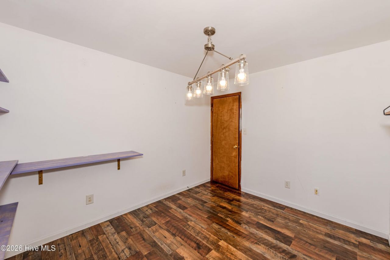 106 Linden Road  Photo 20