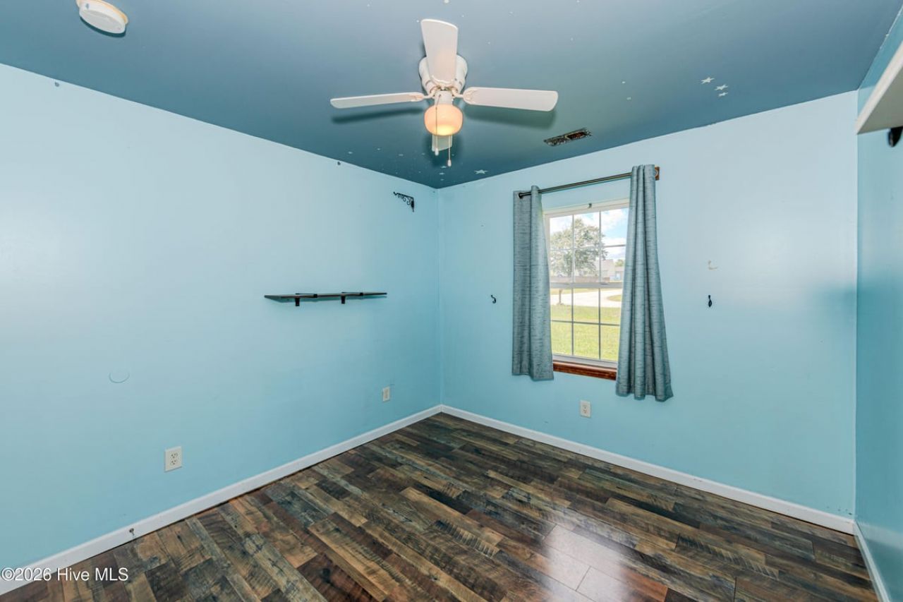 106 Linden Road  Photo 23