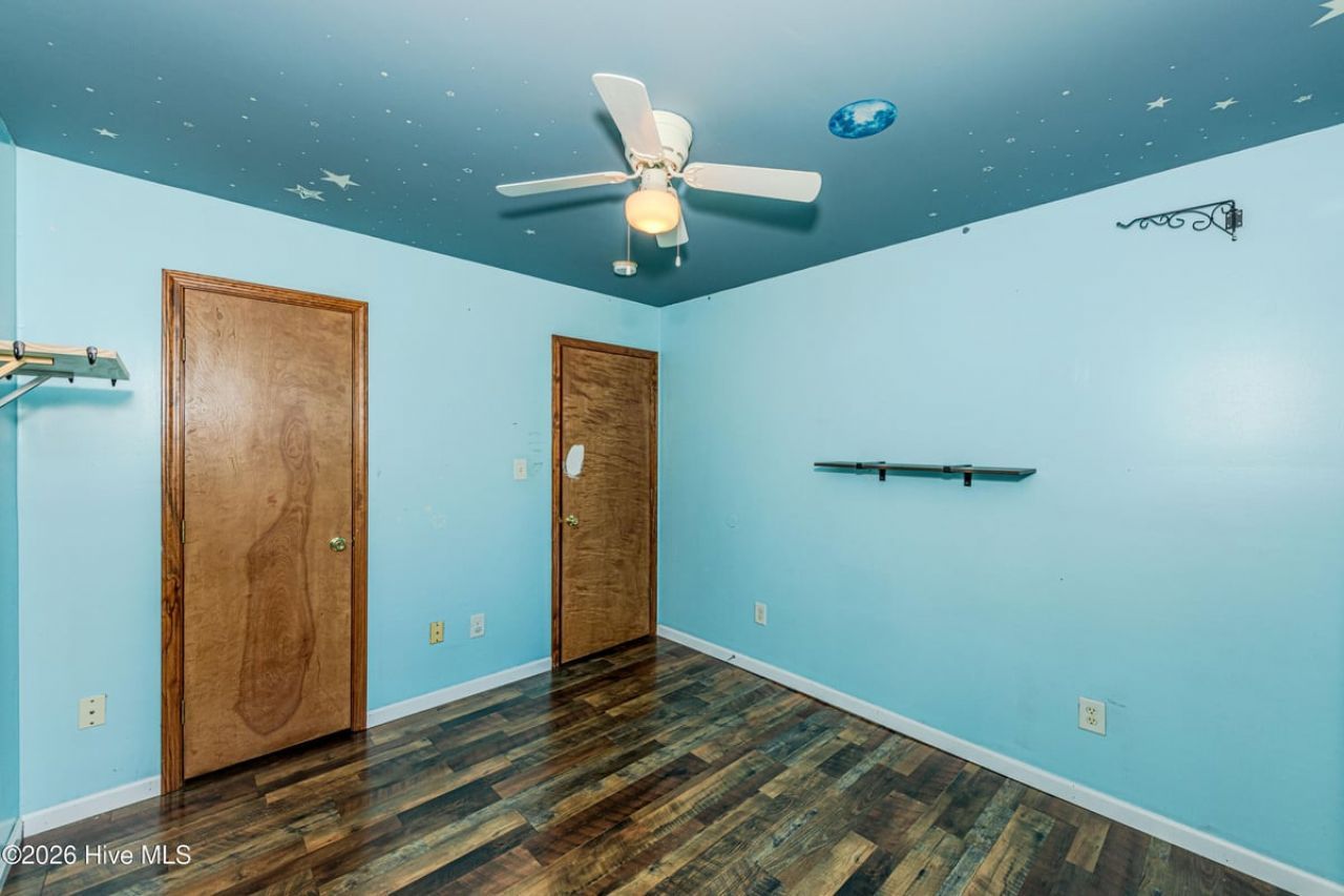 106 Linden Road  Photo 24