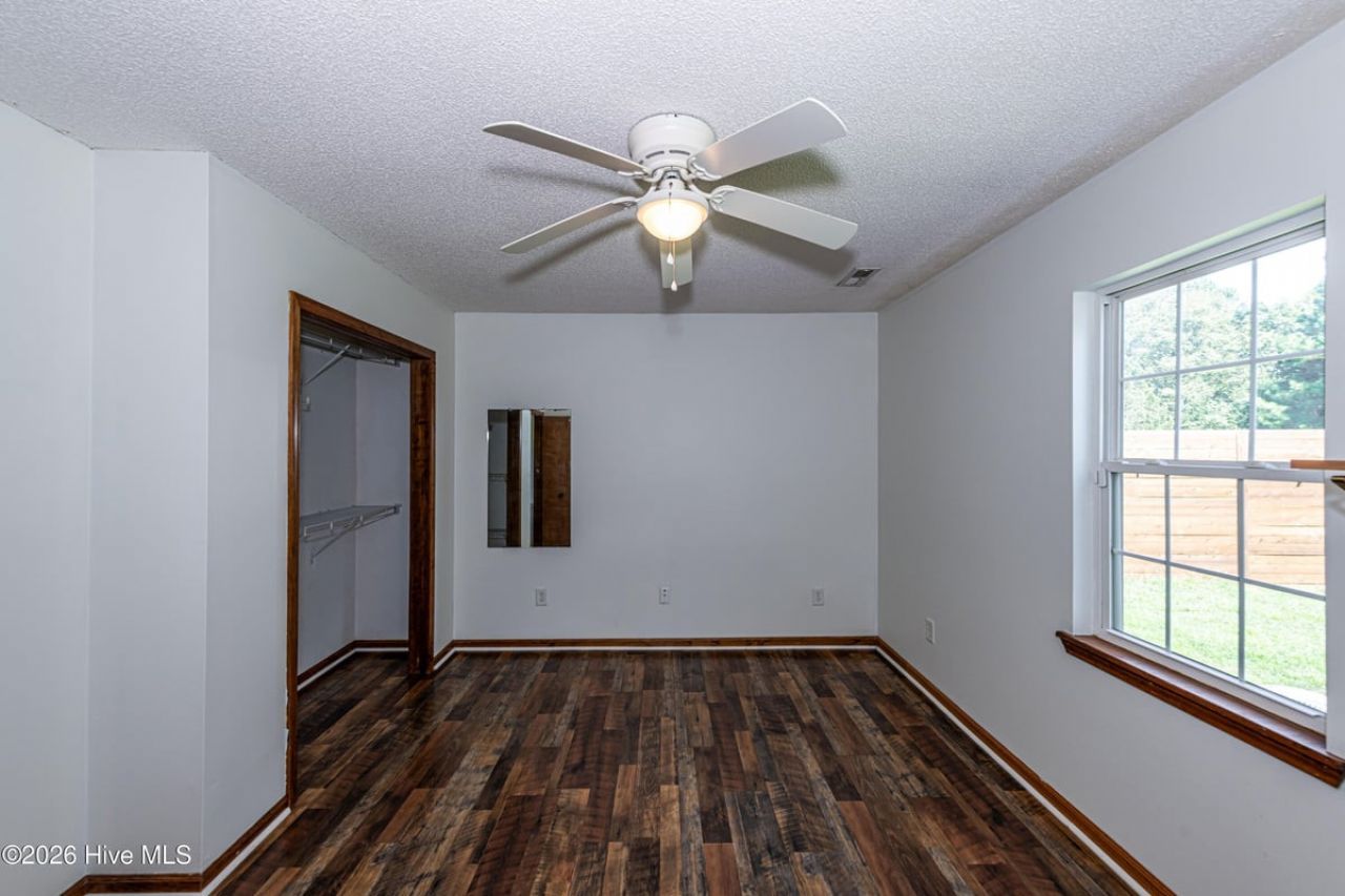 106 Linden Road  Photo 27