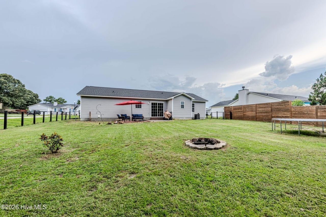 106 Linden Road  Photo 43