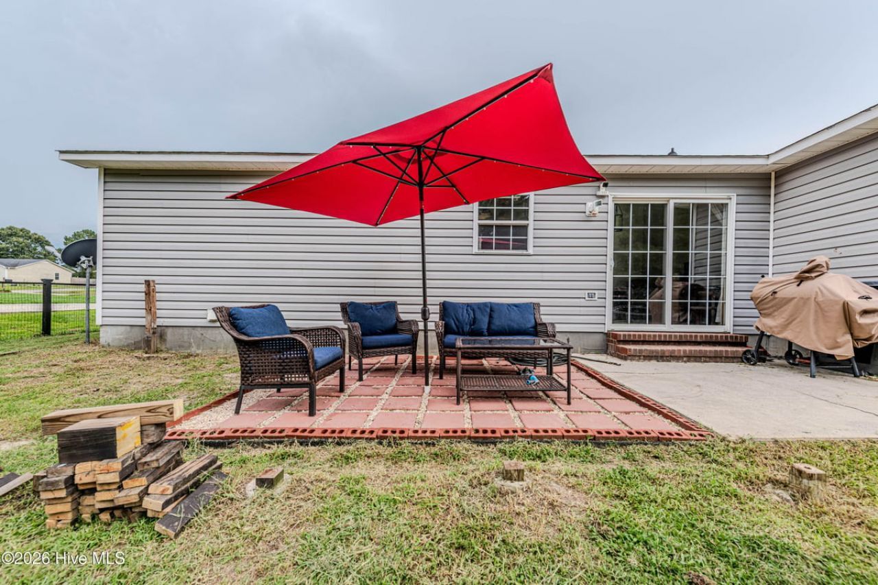 106 Linden Road  Photo 49