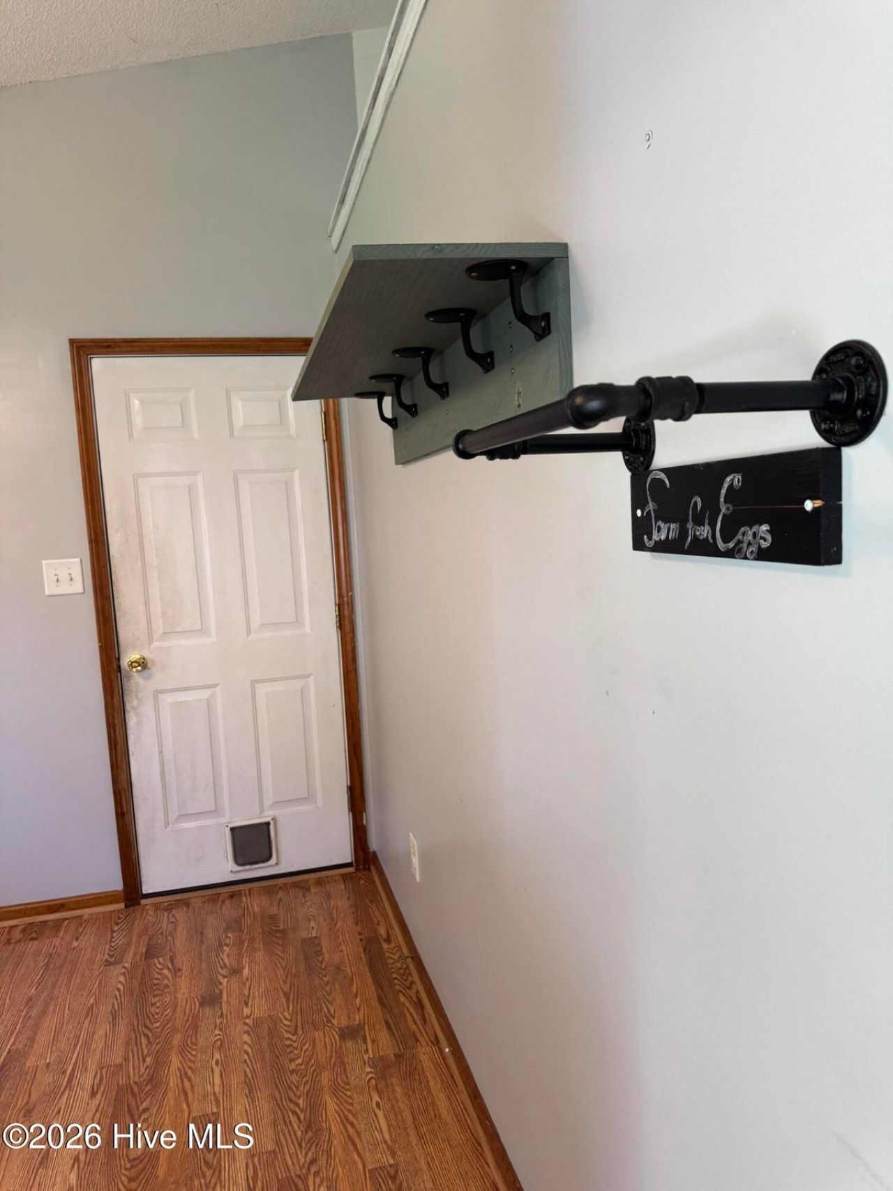 106 Linden Road  Photo 5