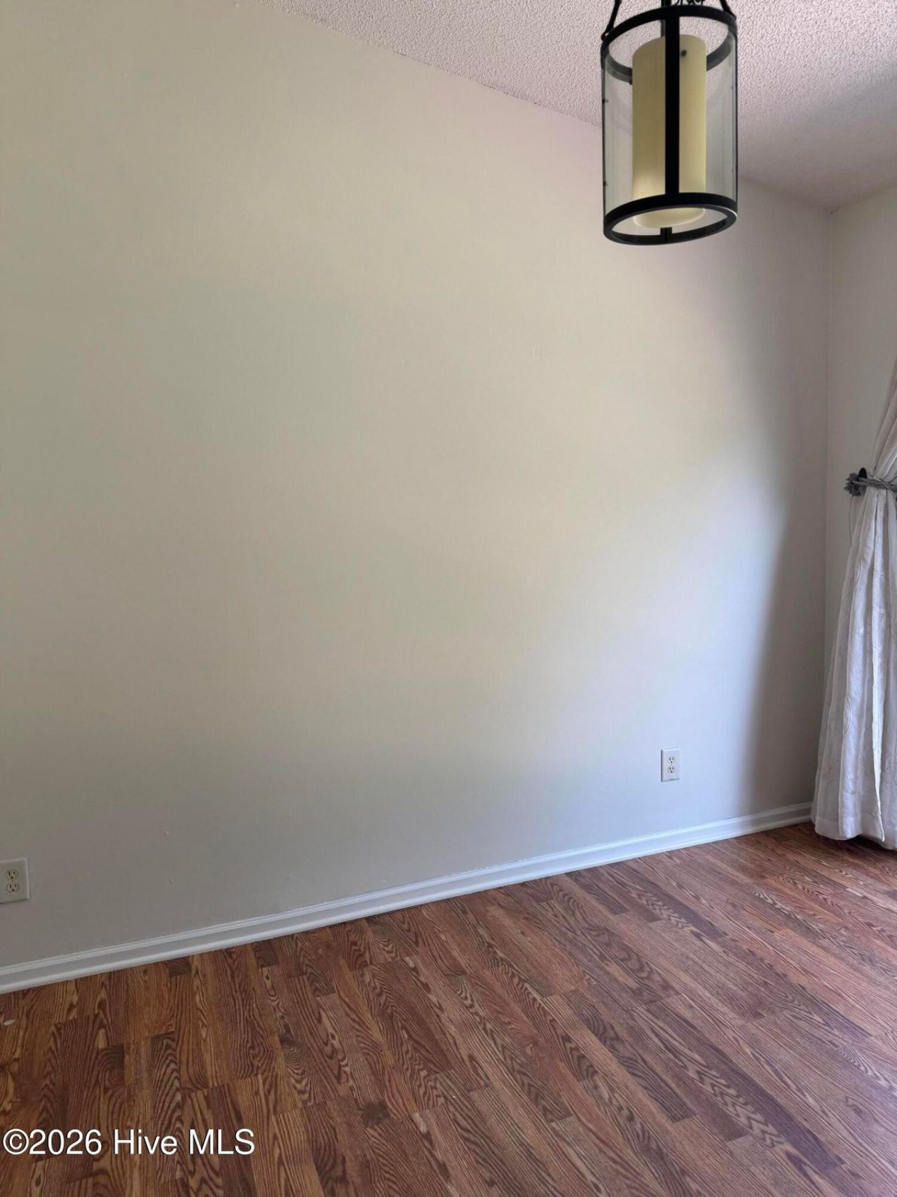 106 Linden Road  Photo 6
