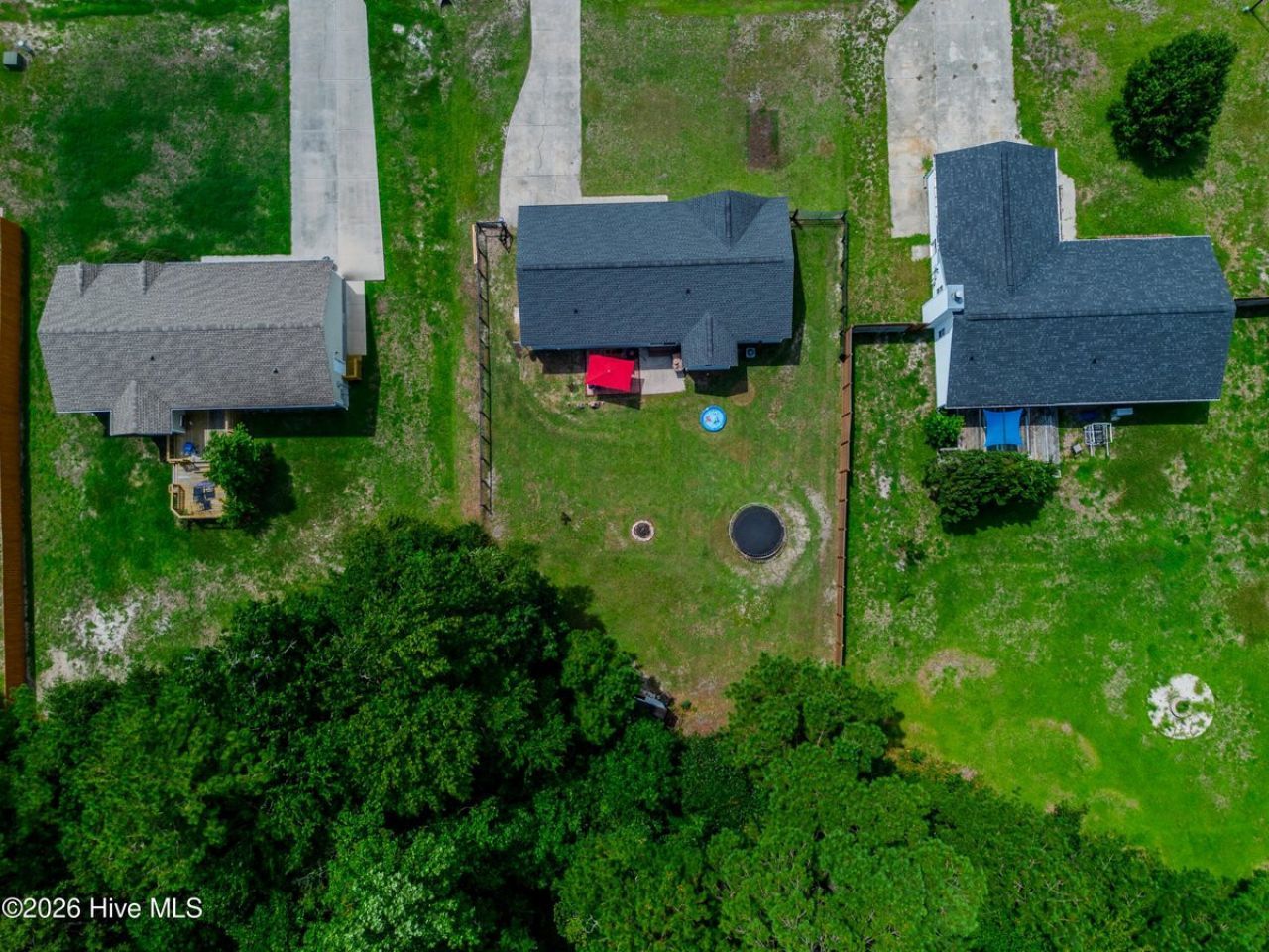 106 Linden Road  Photo 73