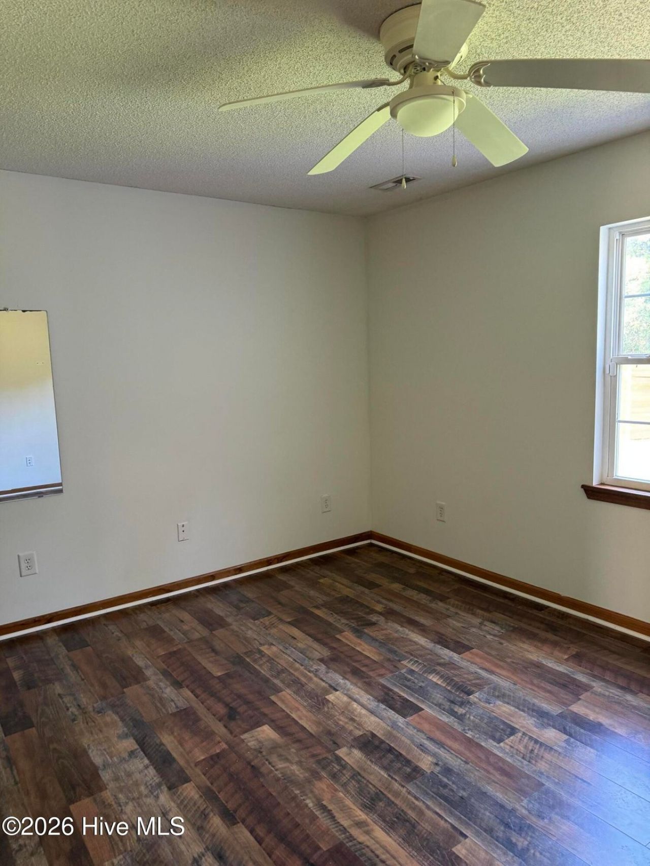 106 Linden Road  Photo 89