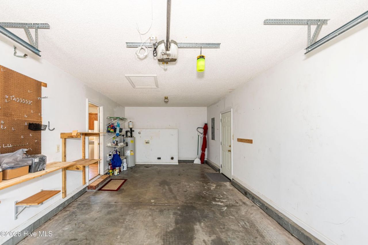 106 Linden Road  Photo 95