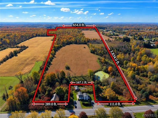 13755 Main Road, Akron, NY 14001