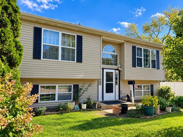 1903 N Lewis Avenue , Waukegan, IL 60087