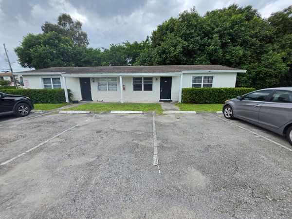 4733 Marguerita Drive, West Palm Beach, FL 33417