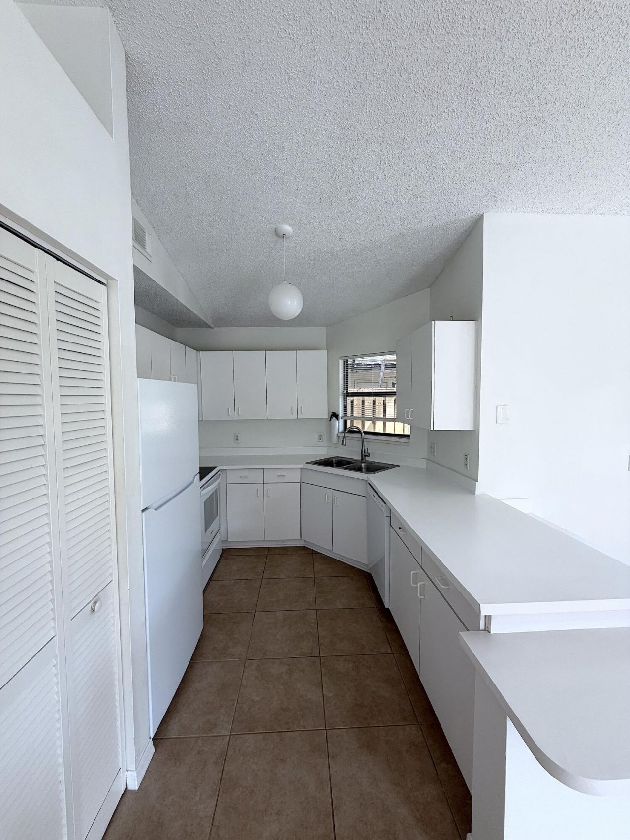 2833 Stoneway Lane, Unit B, Fort Pierce, FL 34982 Photo