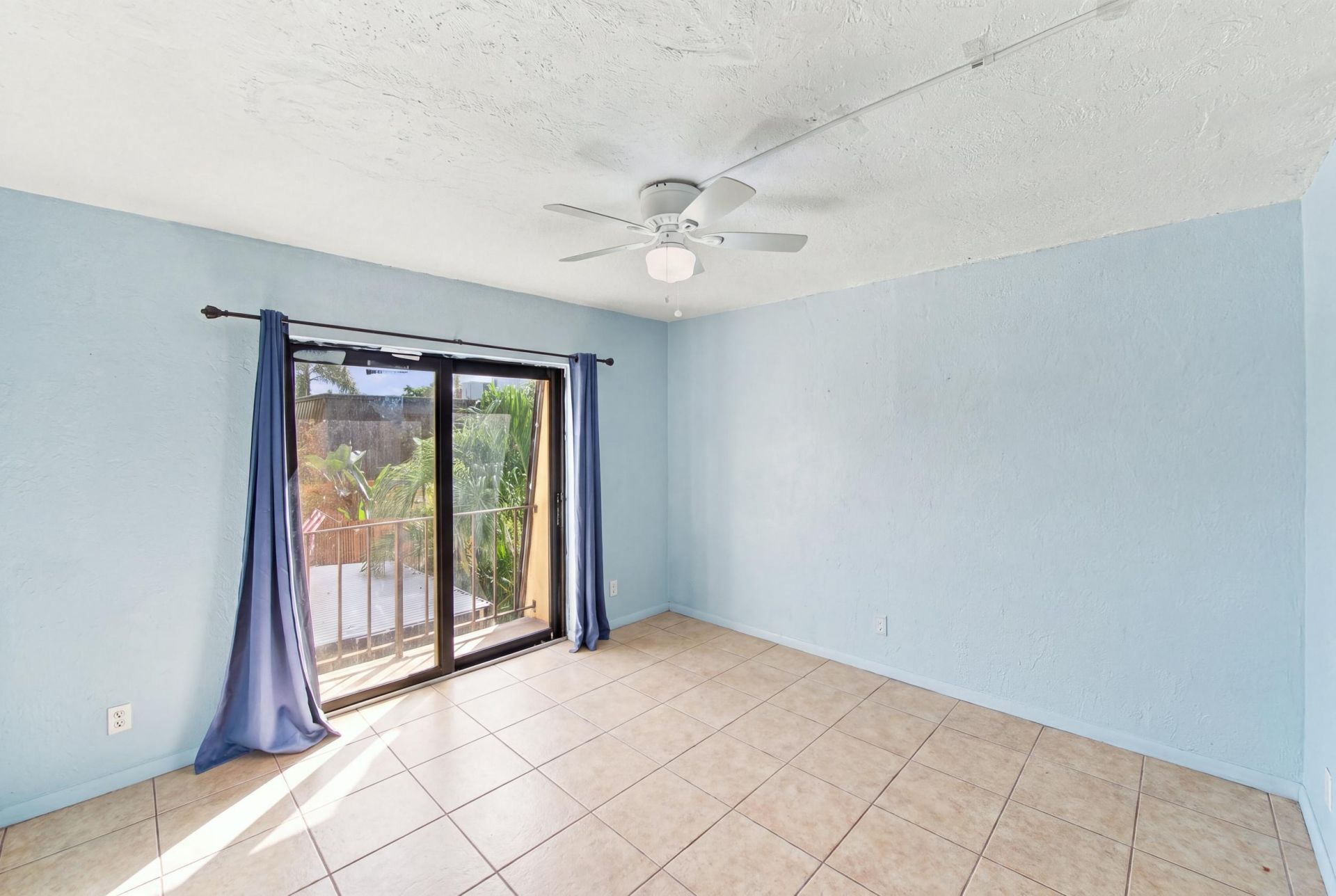 2483 Waterside Drive, Lake Worth, FL 33461 Photo