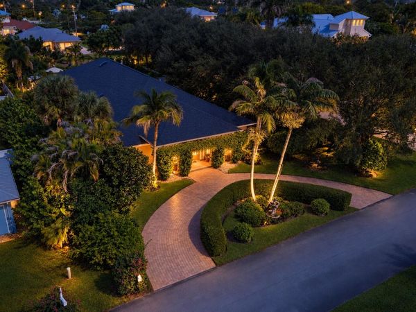 9707 SE SHARON Street, Hobe Sound, FL 33455