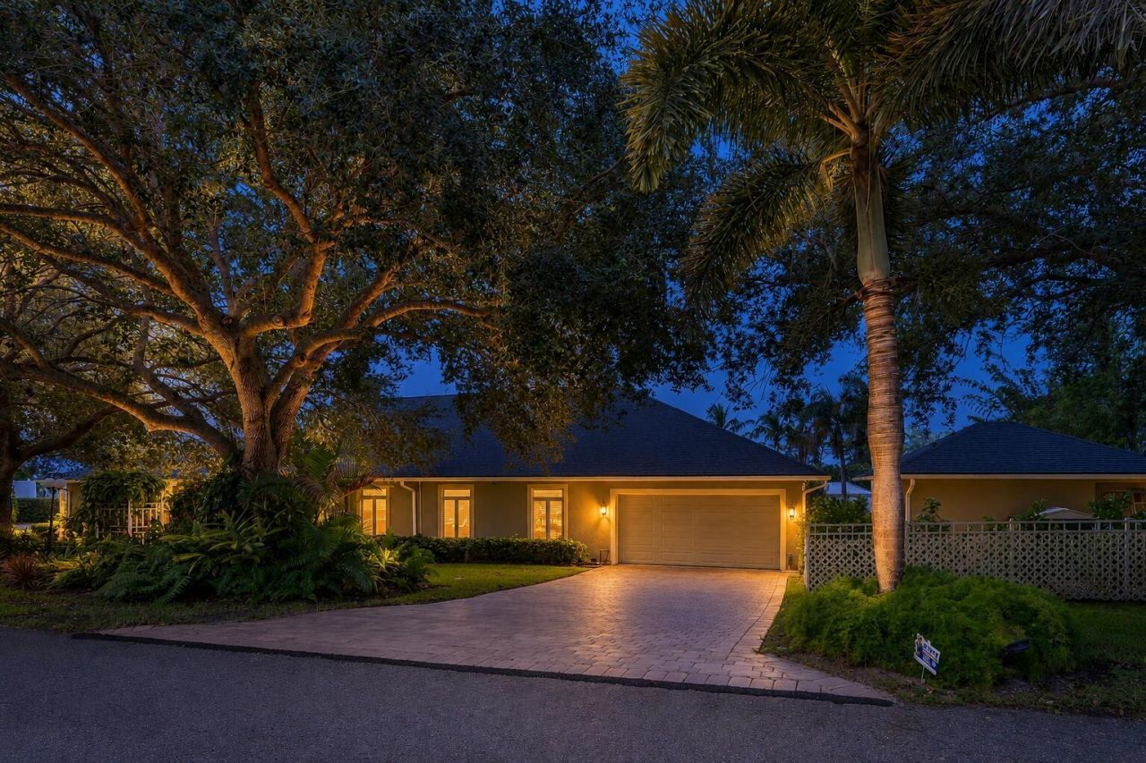9707 SE Sharon Street, Hobe Sound, FL 33455 Photo