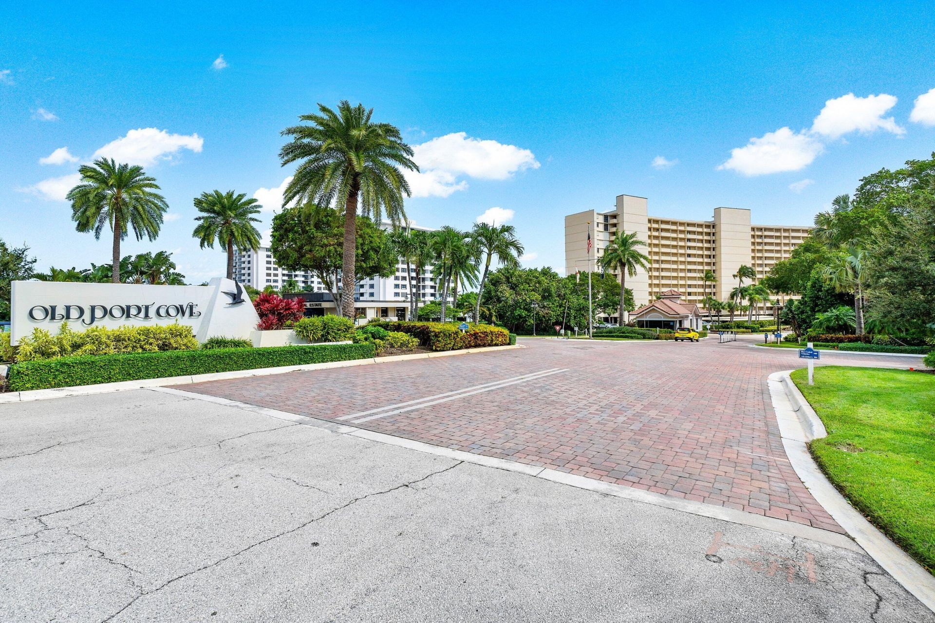 1200 Marine Way, Unit 902, North Palm Beach, FL 33408 Photo